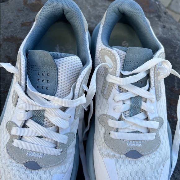 Sorel Sneakers - Picture 8 of 8